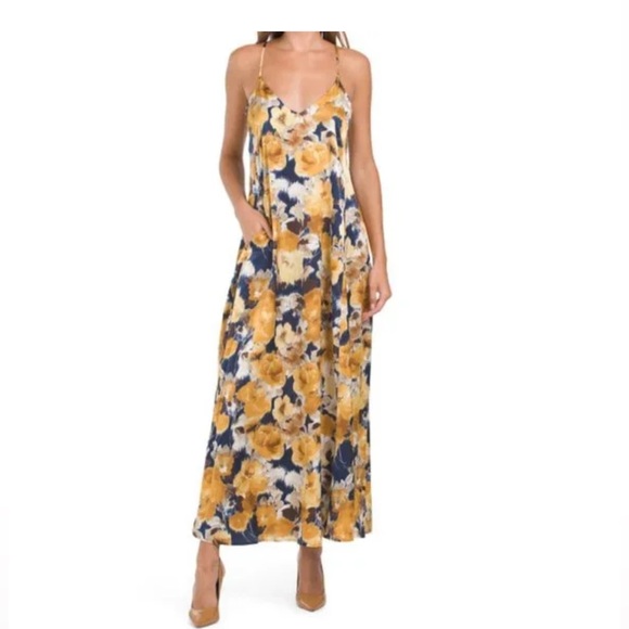 Nicole Miller Dresses & Skirts - NET NICOLE MILLER
YORK Gold/Navy Satin Floral Maxi